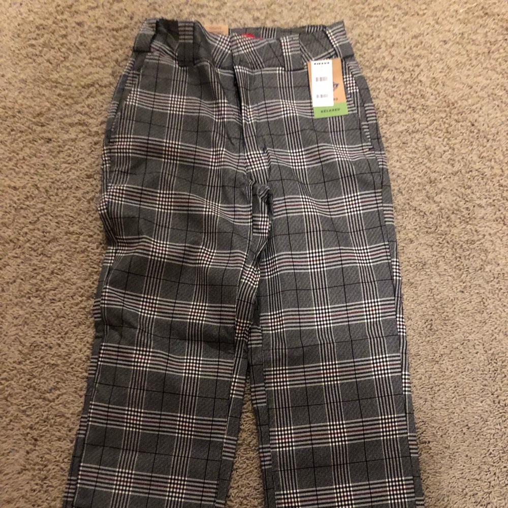 Women’s plaid pants